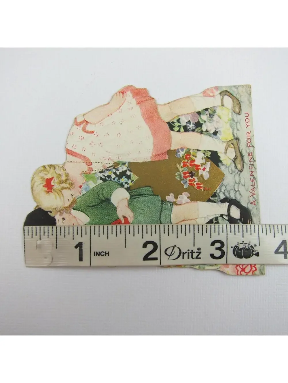 Vintage Valentine Die cut Boy & Blonde Girl 1920s Dress Flowers Red & Gold Heart